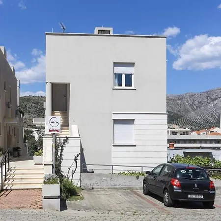 Apartment Alma